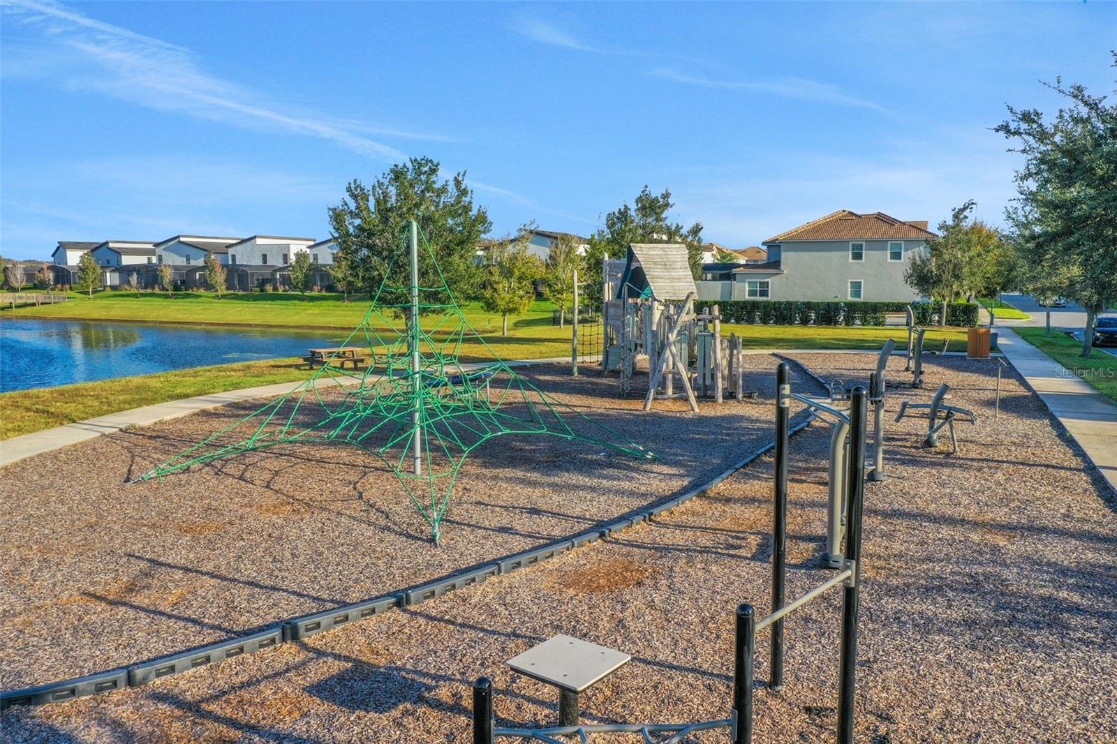 STOREY LAKE PH 3 - Residential