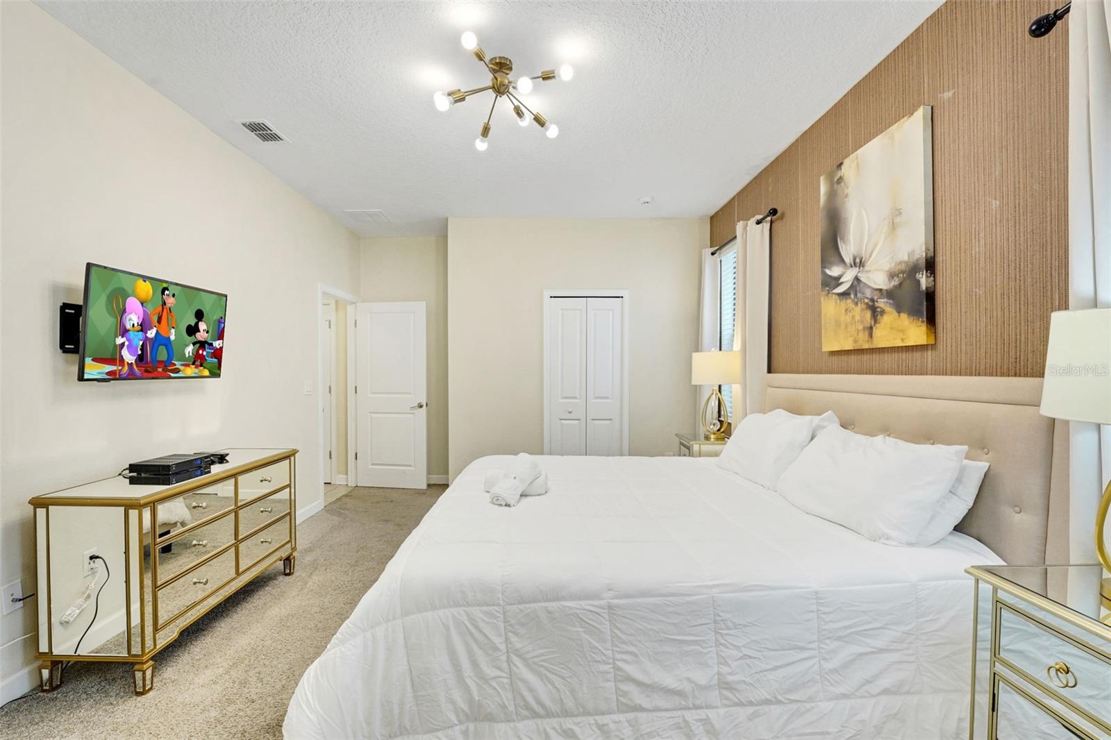 STOREY LAKE PH 3 - Residential