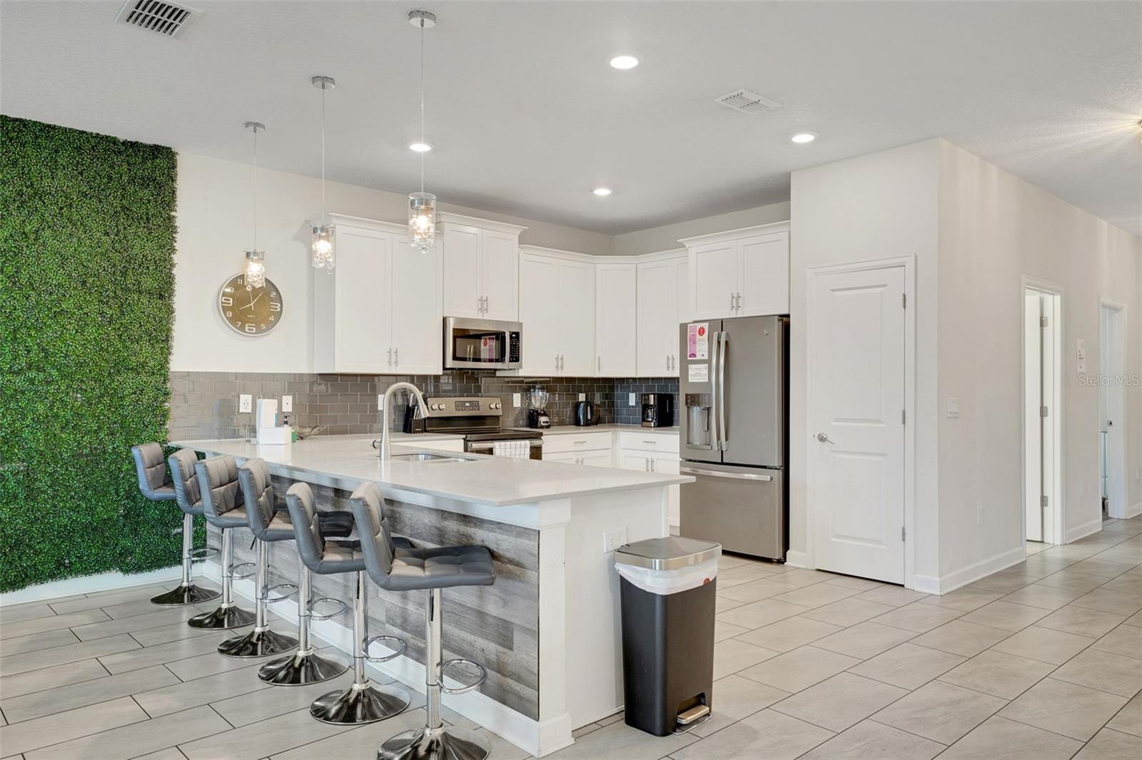 STOREY LAKE PH 3 - Residential