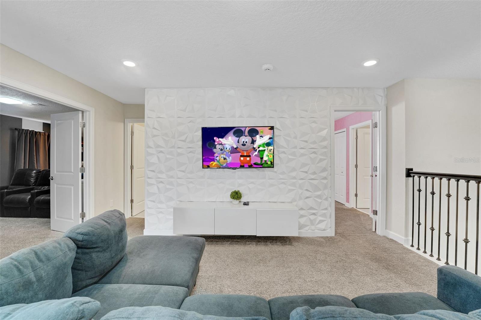 STOREY LAKE PH 3 - Residential