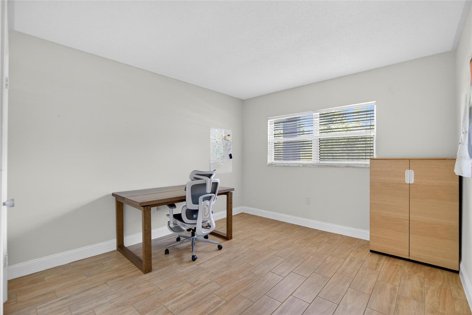 IMPERIAL PARK CONDO - Residential