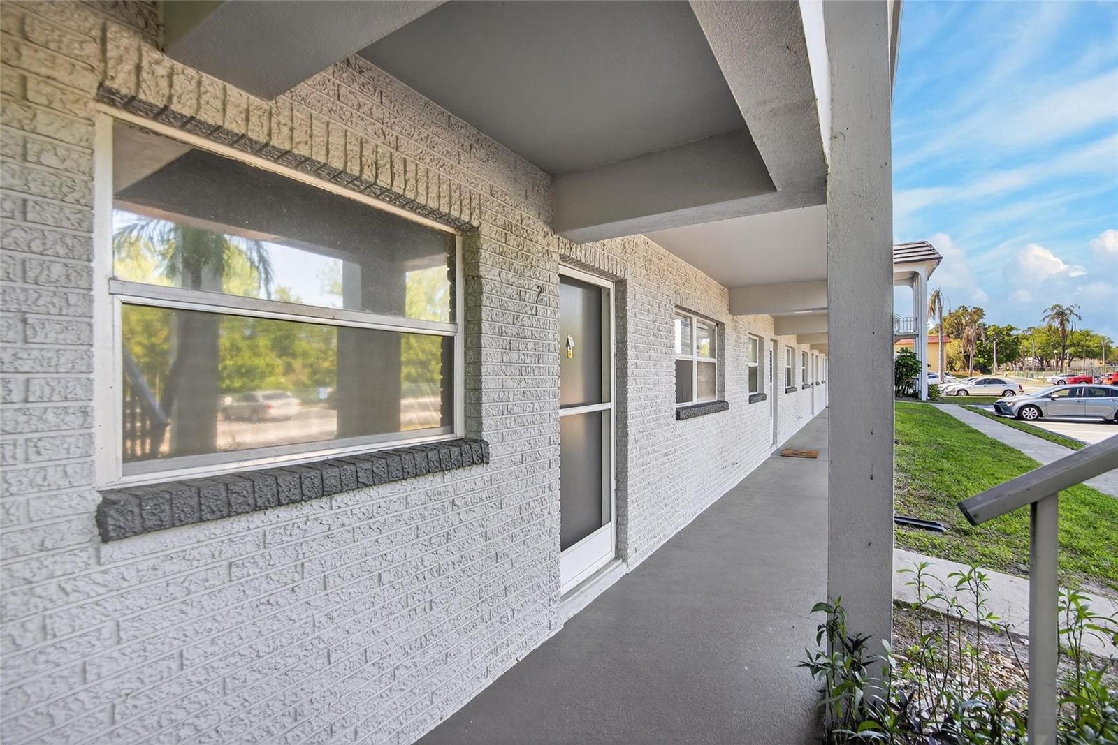 IMPERIAL PARK CONDO - Residential