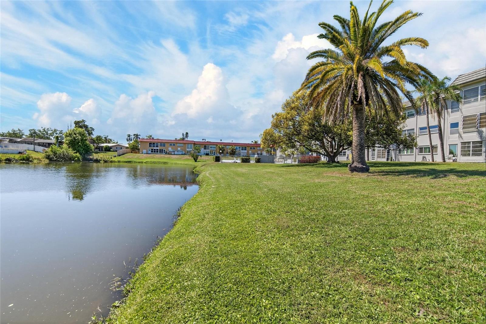 IMPERIAL PARK CONDO - Residential