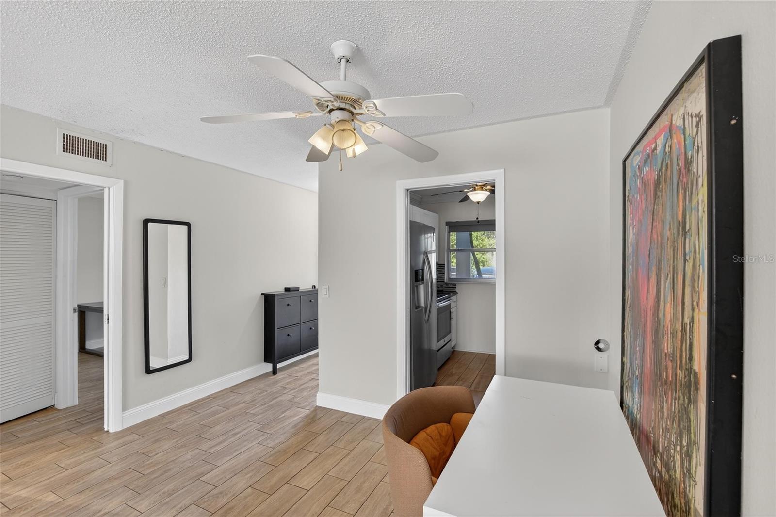 IMPERIAL PARK CONDO - Residential