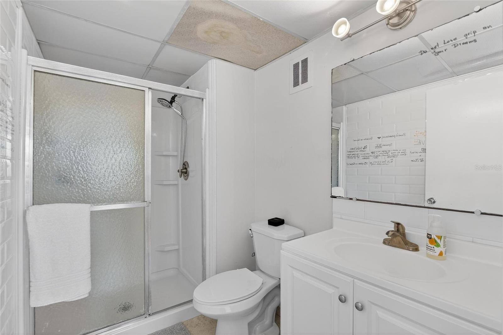 IMPERIAL PARK CONDO - Residential