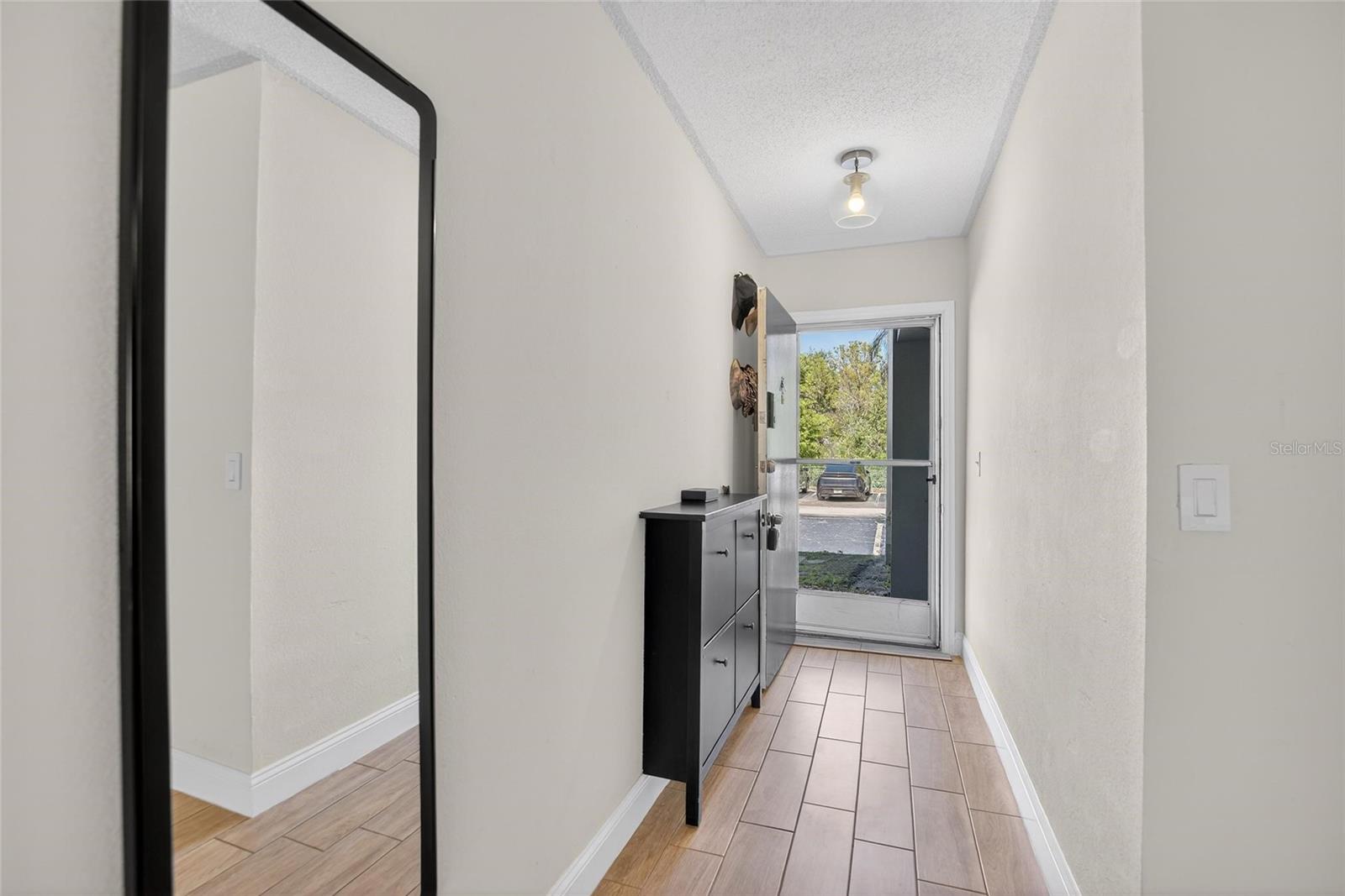 IMPERIAL PARK CONDO - Residential