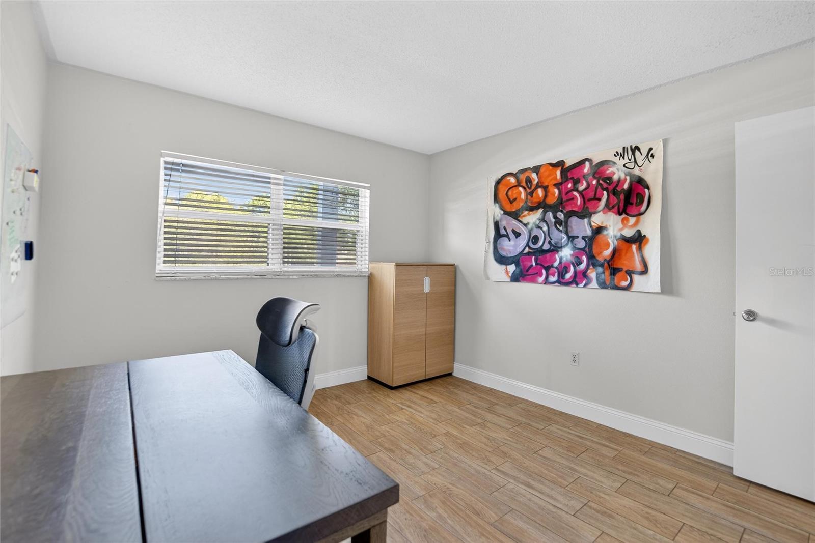 IMPERIAL PARK CONDO - Residential