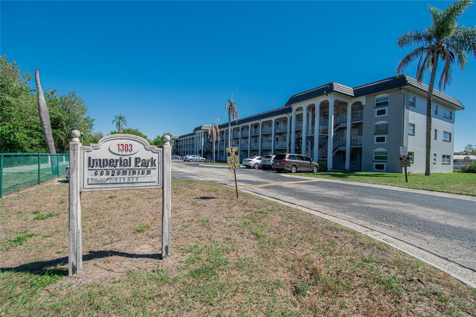 IMPERIAL PARK CONDO - Residential