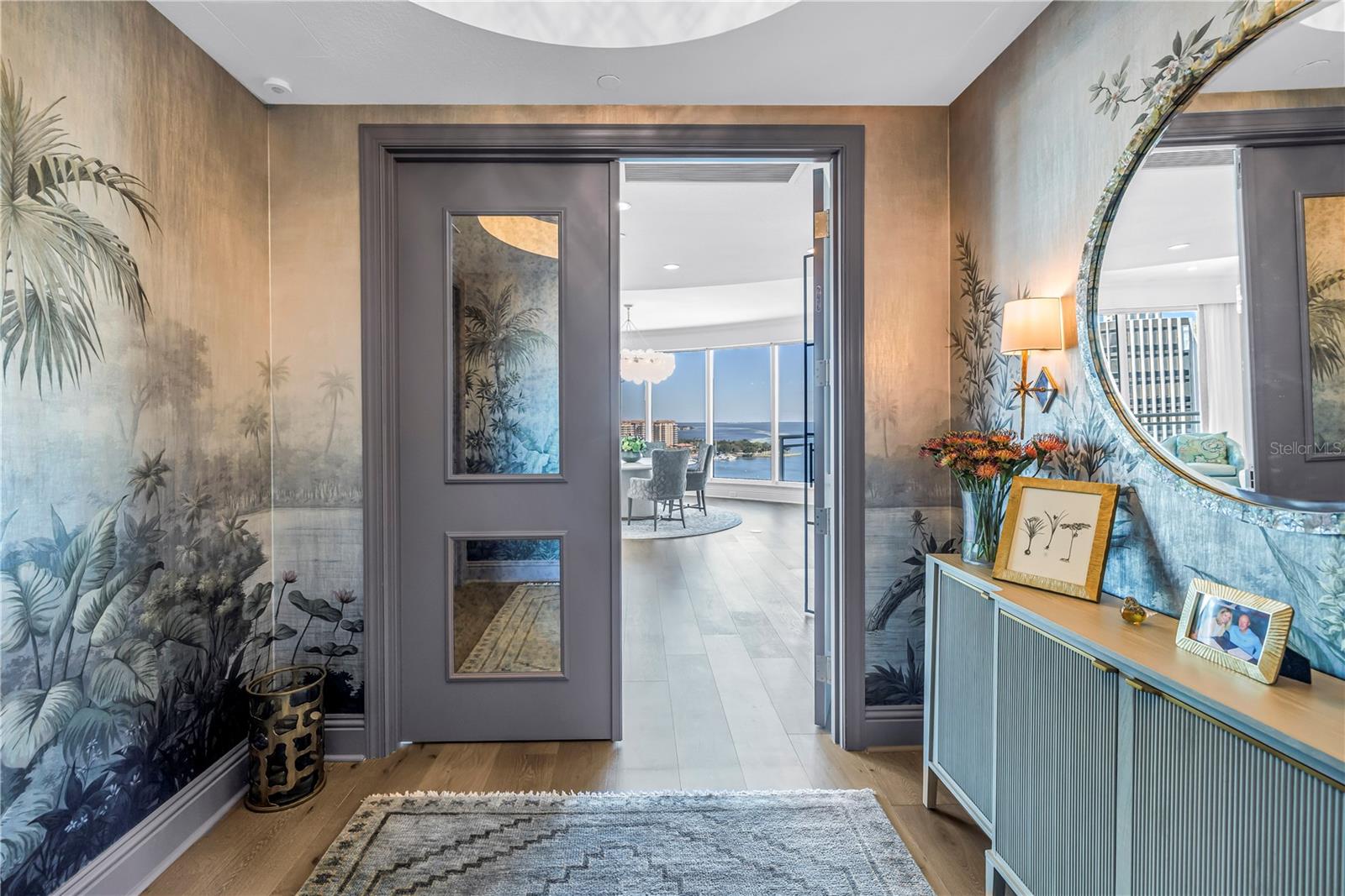 180 BEACH DRIVE NE 1401