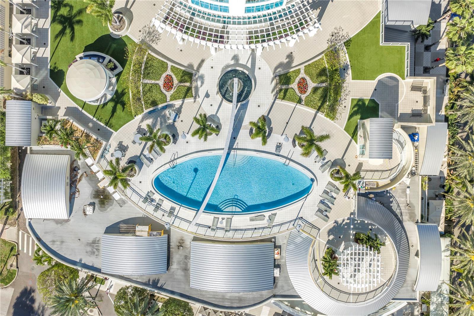 OVATION CONDO - Residential