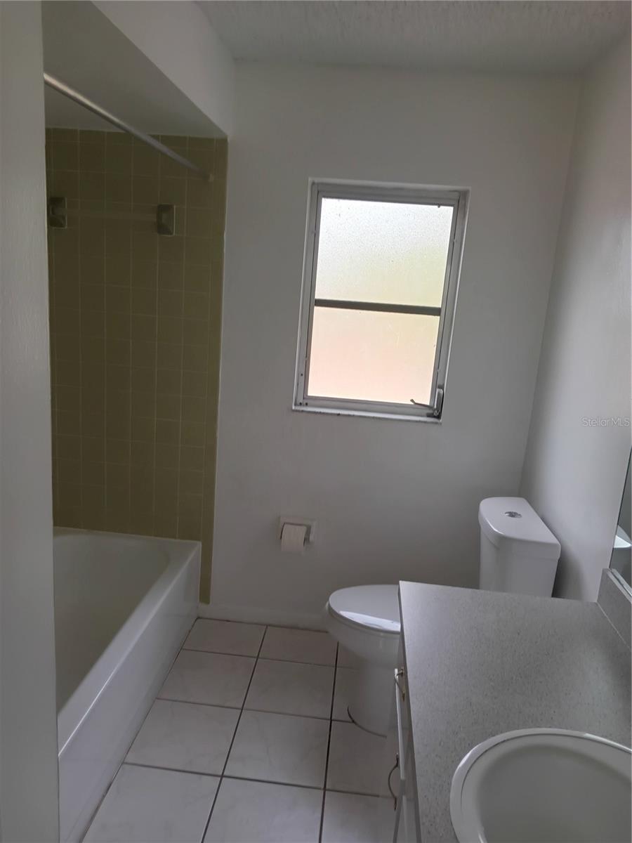 CITRUS SPGS UNIT 21 - Residential Lease