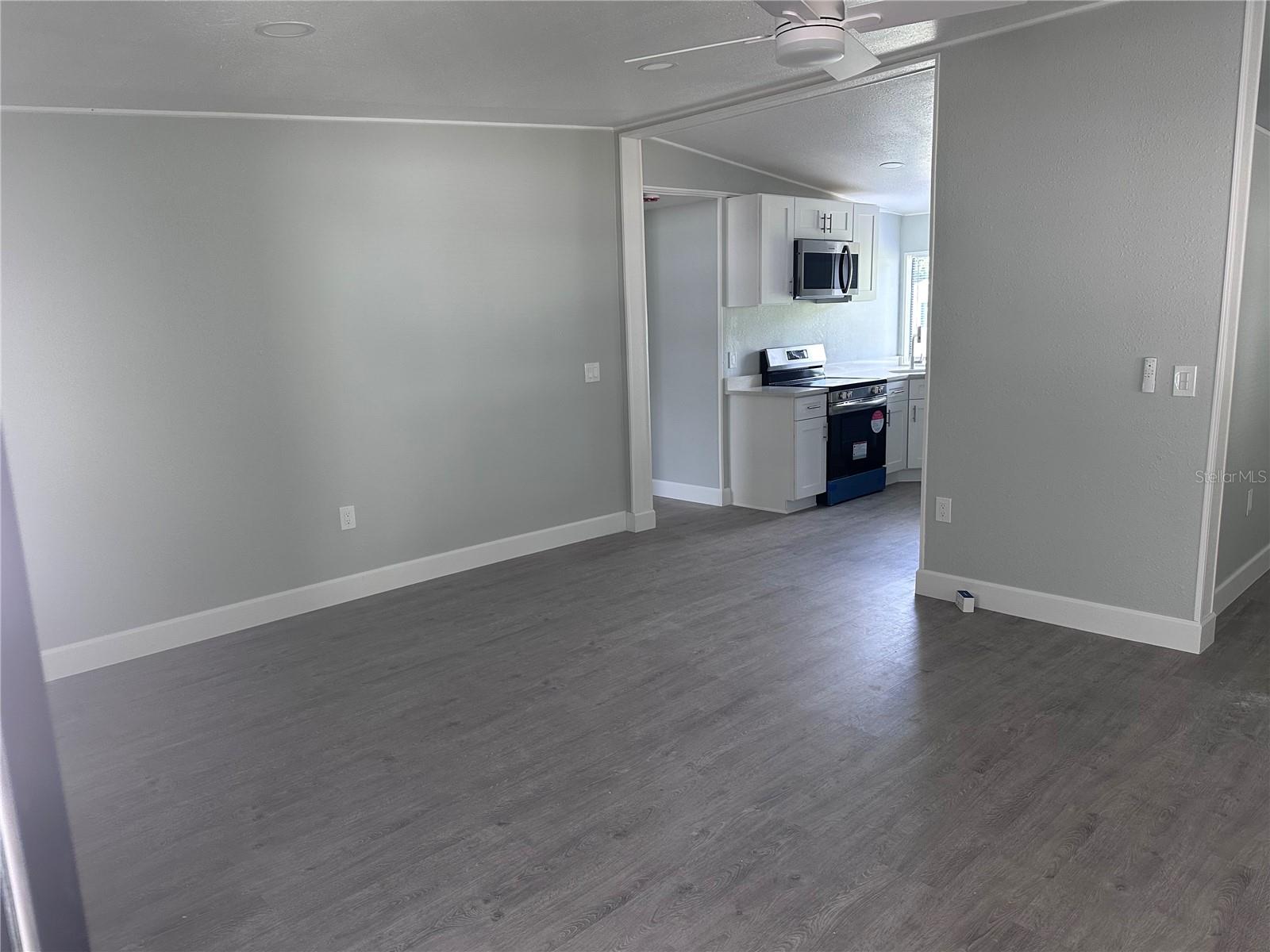 ZELLWOOD STATION COOP MH PARK - Residential