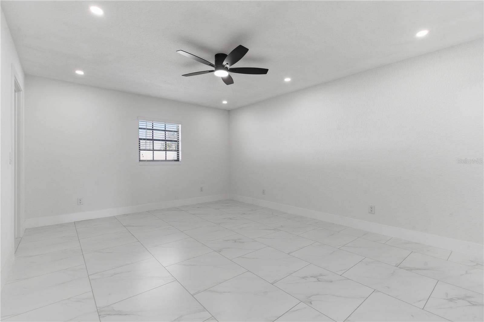 TOWNN COUNTRY PARK UN 06 - Residential