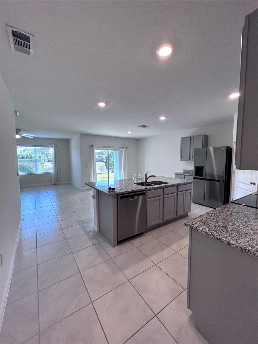 SUNCREST - Residential Lease