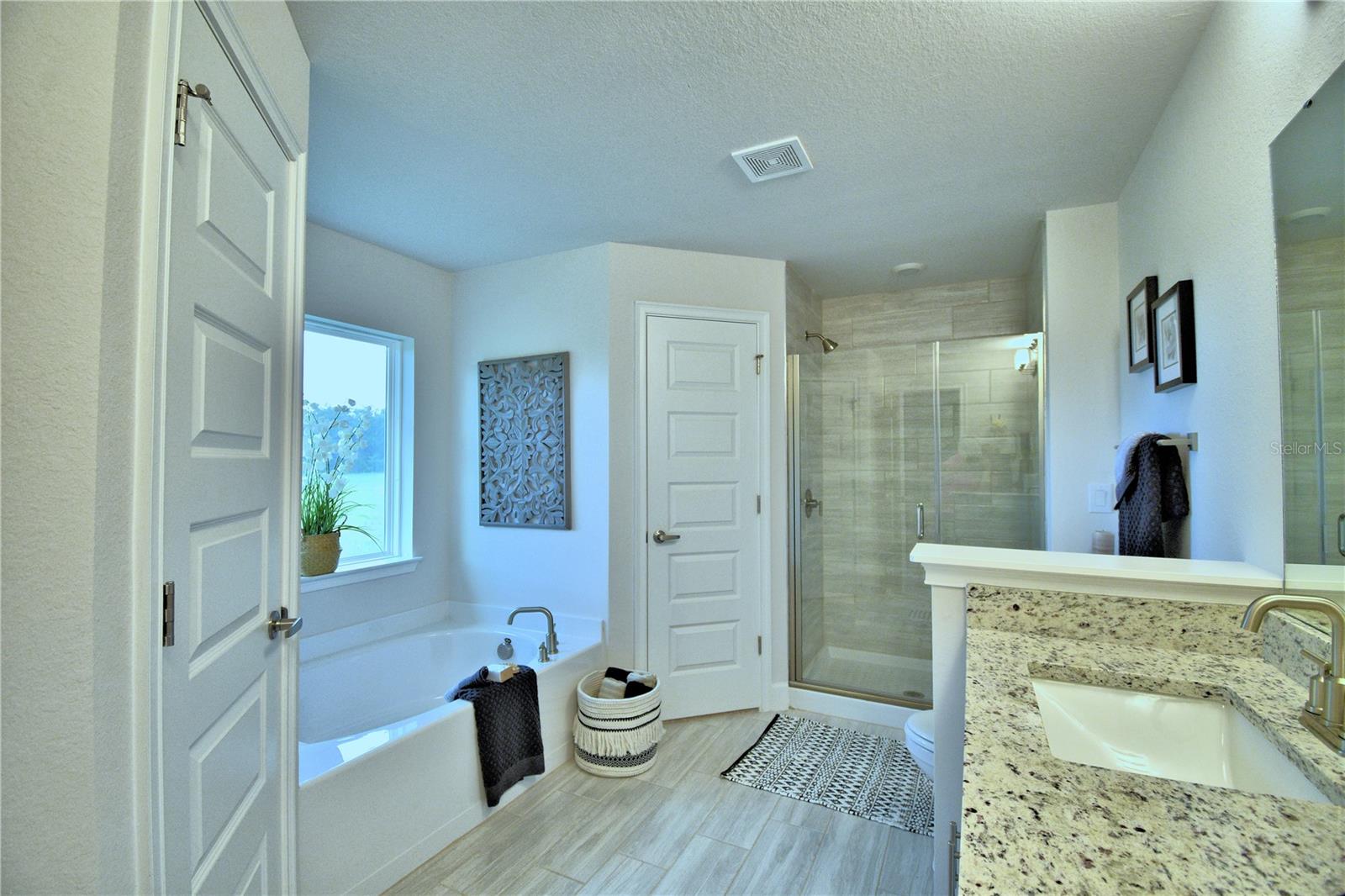 CADENCE CROSSING - Residential