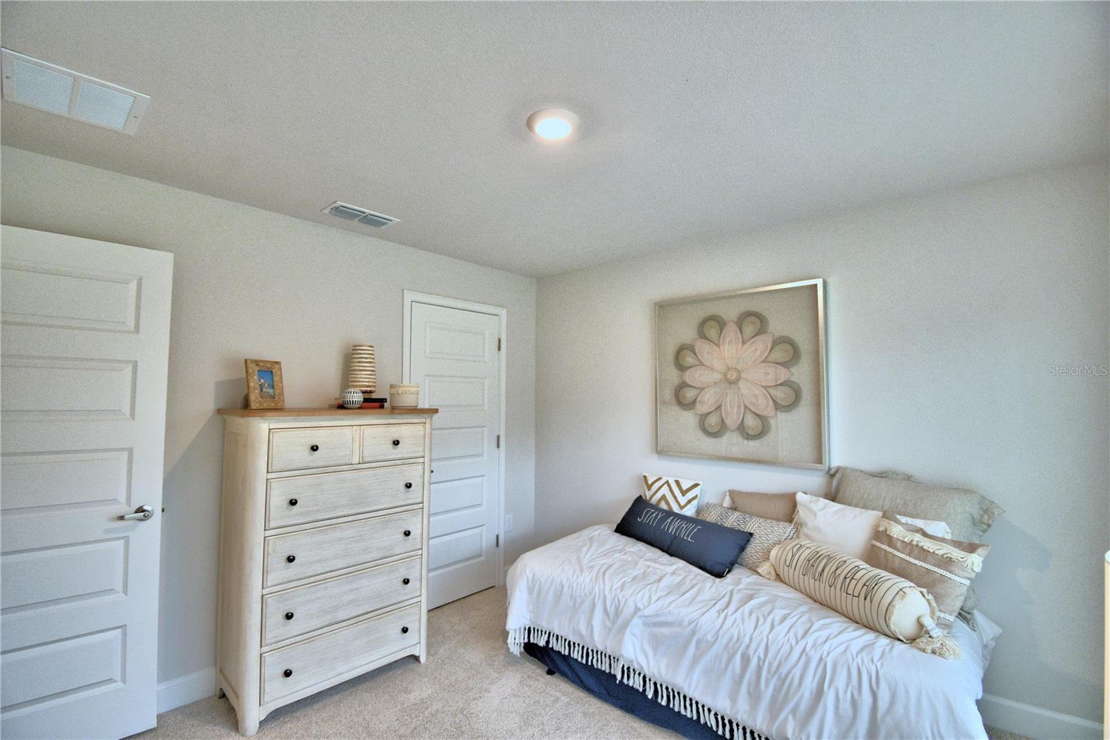 CADENCE CROSSING - Residential