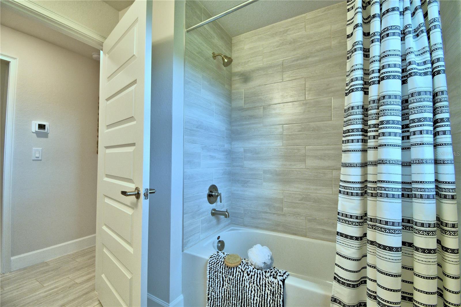 CADENCE CROSSING - Residential