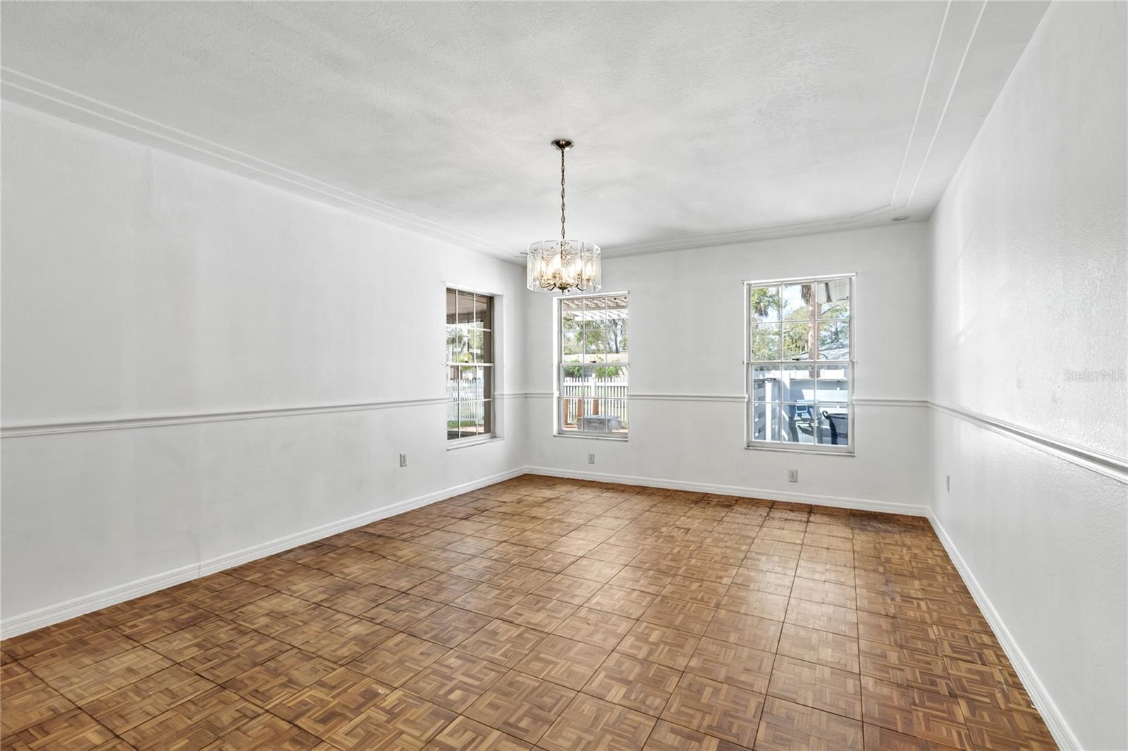 BENT TREE VILLAGE - Residential