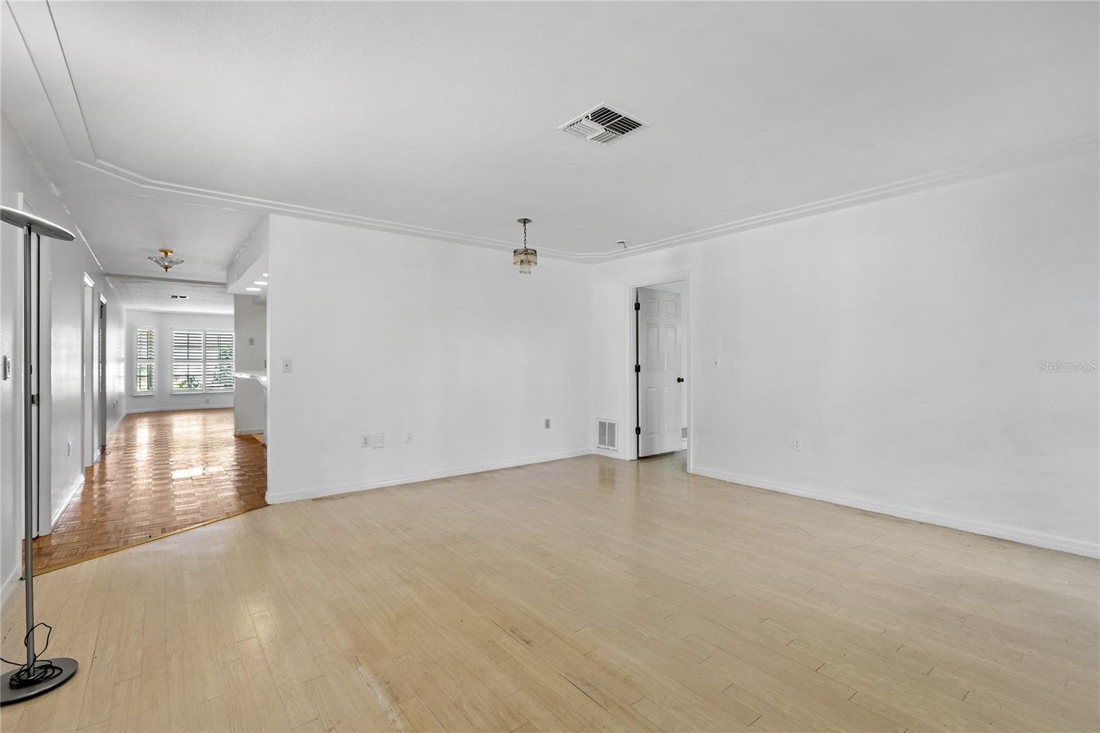 BENT TREE VILLAGE - Residential