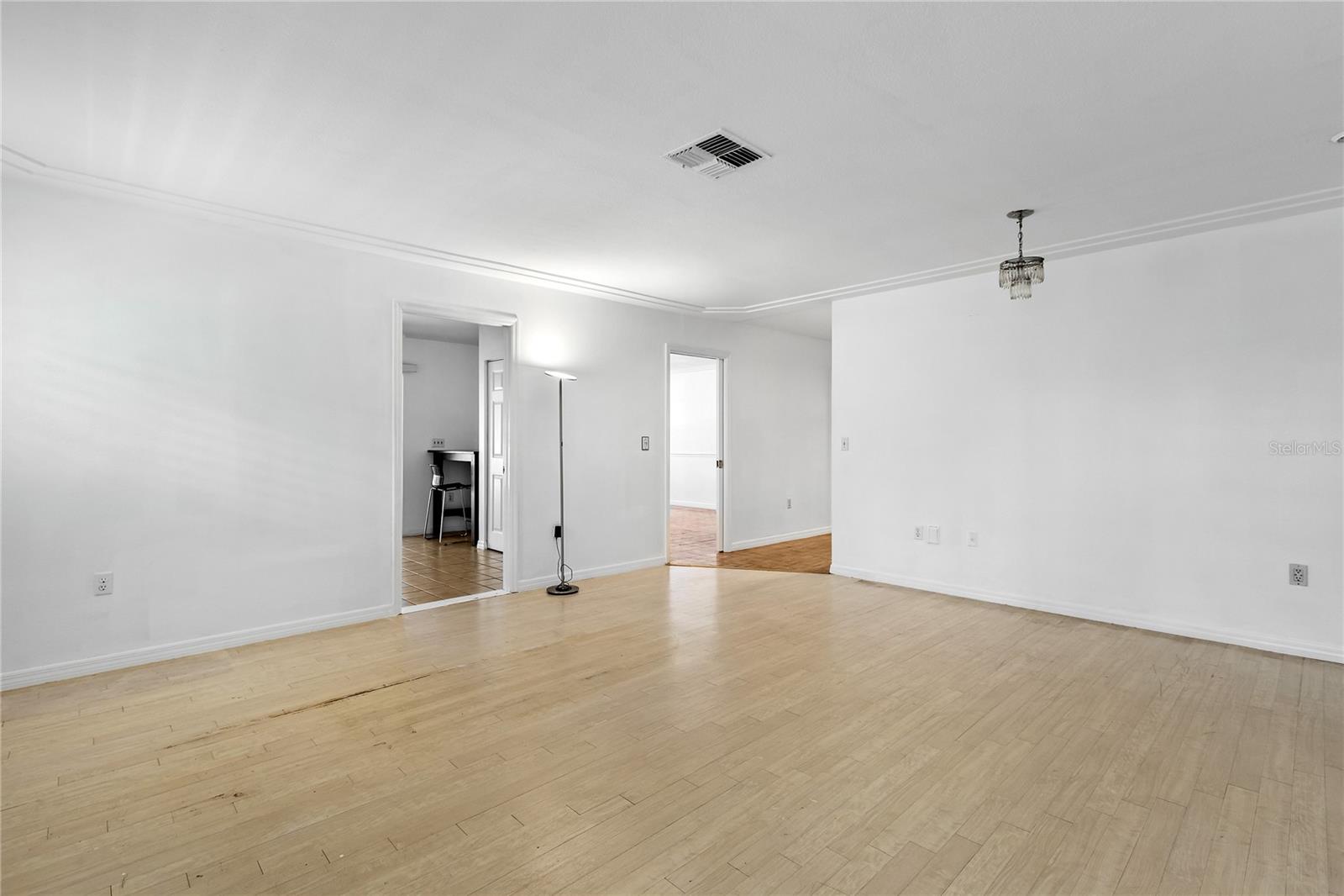 BENT TREE VILLAGE - Residential