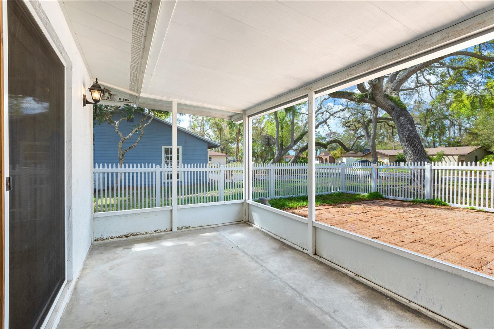 BENT TREE VILLAGE - Residential