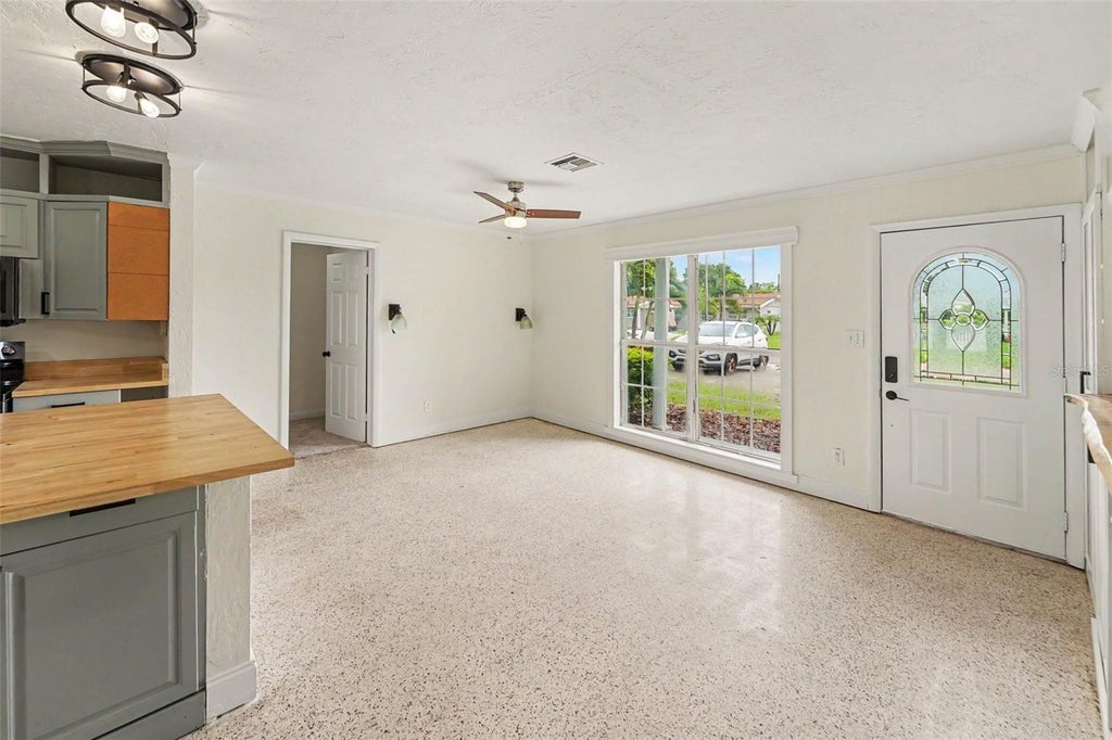 Photo of 766 41st Avenue NE, St Petersburg, FL 33703 (MLS # O6431664)