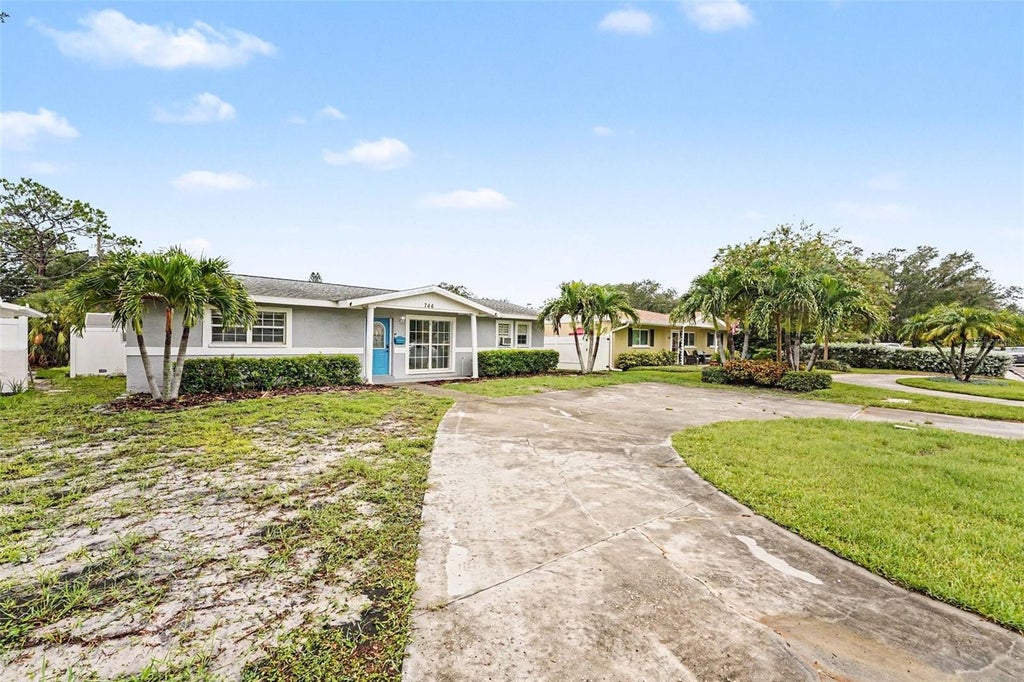 Photo of 766 41st Avenue NE, St Petersburg, FL 33703 (MLS # O6431664)