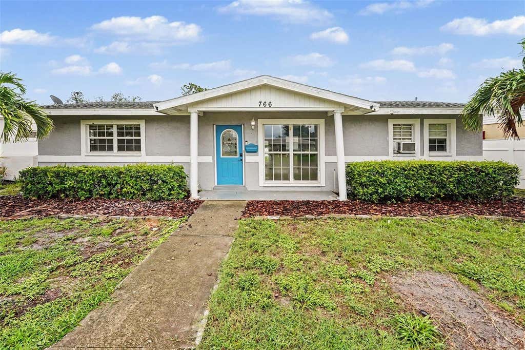 Photo of 766 41st Avenue NE, St Petersburg, FL 33703 (MLS # O6431664)