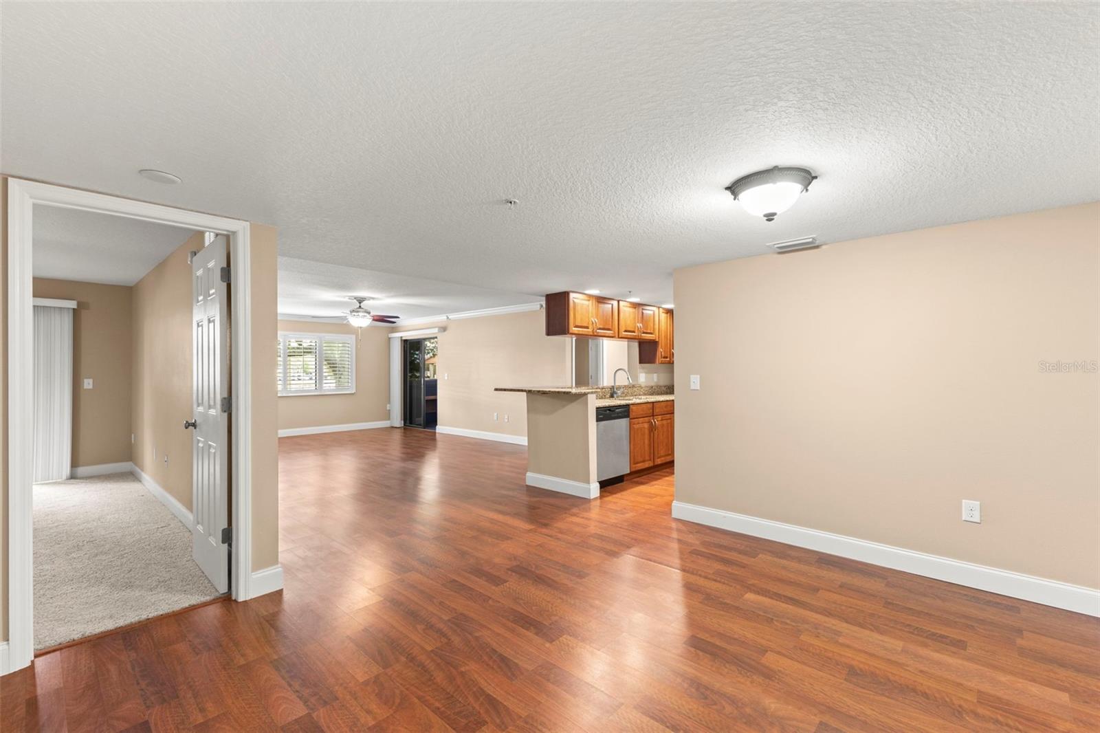 2595 COUNTRYSIDE BOULEVARD 8112
