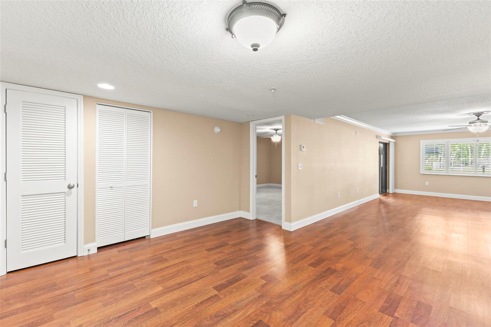 2595 COUNTRYSIDE BOULEVARD 8112