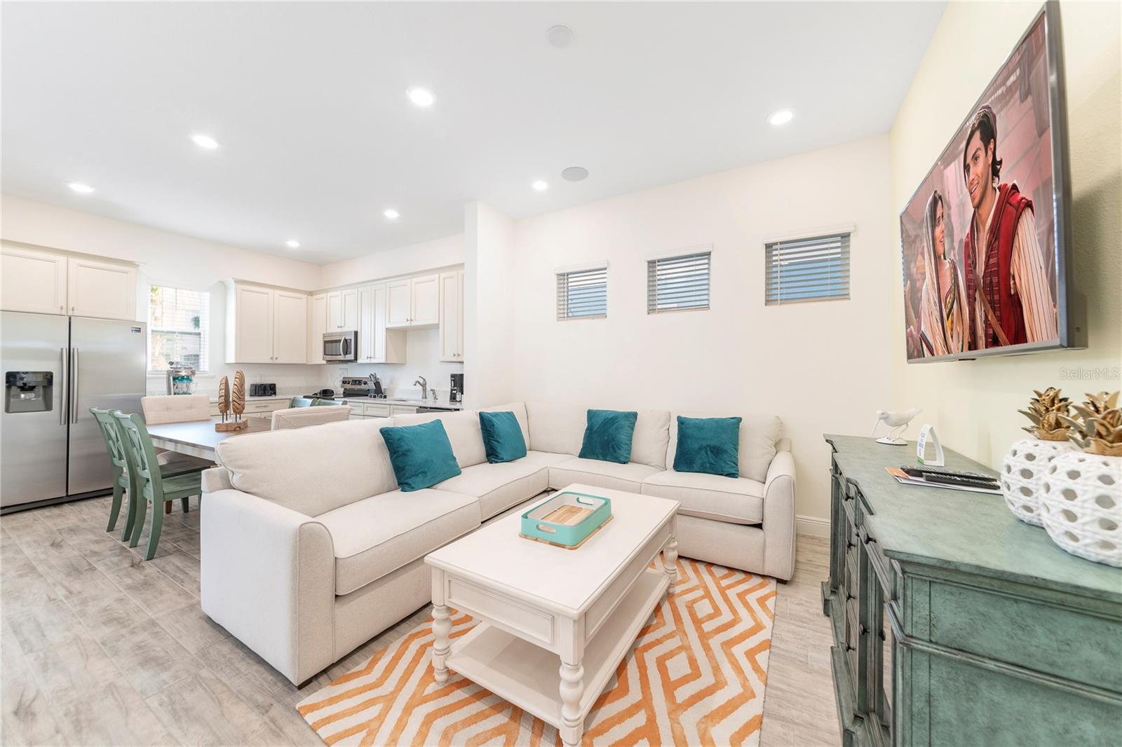 8041 LOST SHAKER LANE