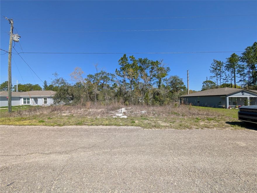 Vacant Land in Citrus County. Your dream home is waiting. No rear neighbors!