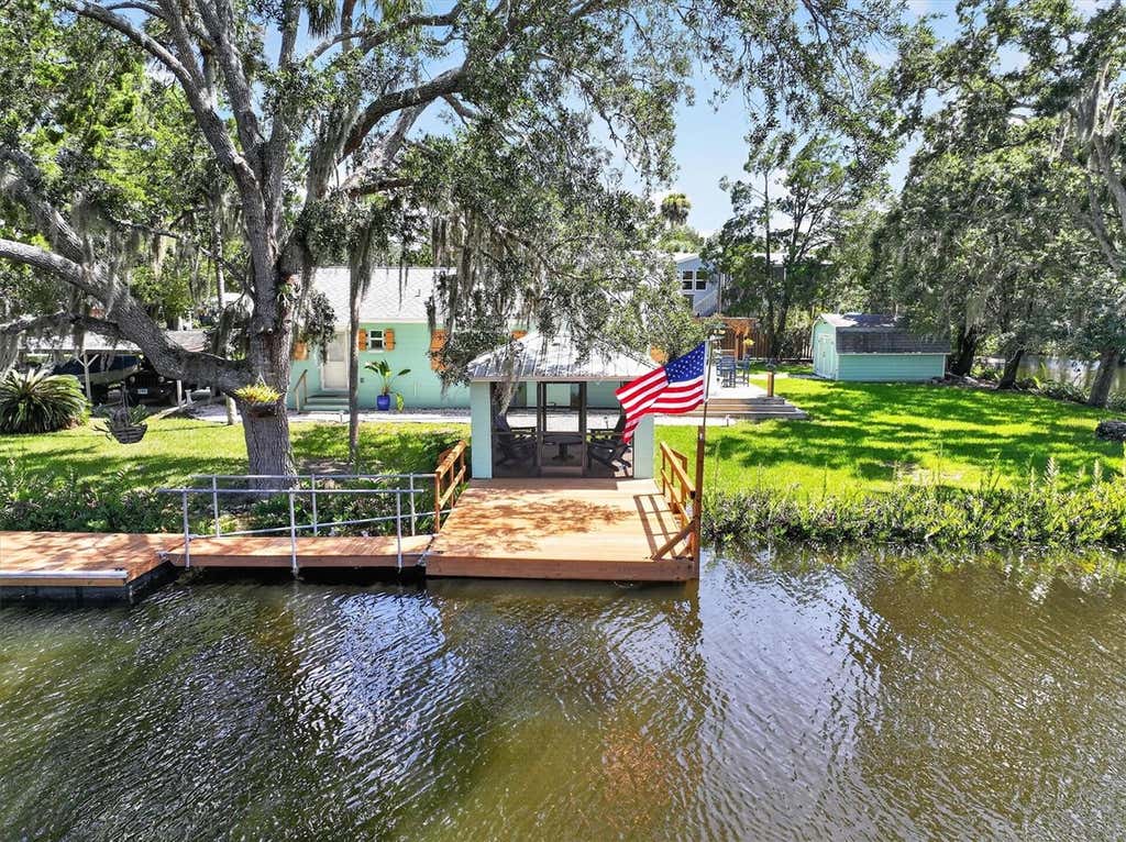 Photo of 6086 Island Drive, Weeki Wachee, FL 34607 (MLS # W7888520)