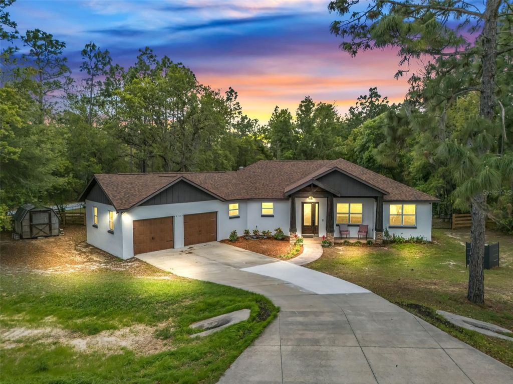 Photo of 2187 County Road 243c, Wildwood, FL 34785 (MLS # G5110808)