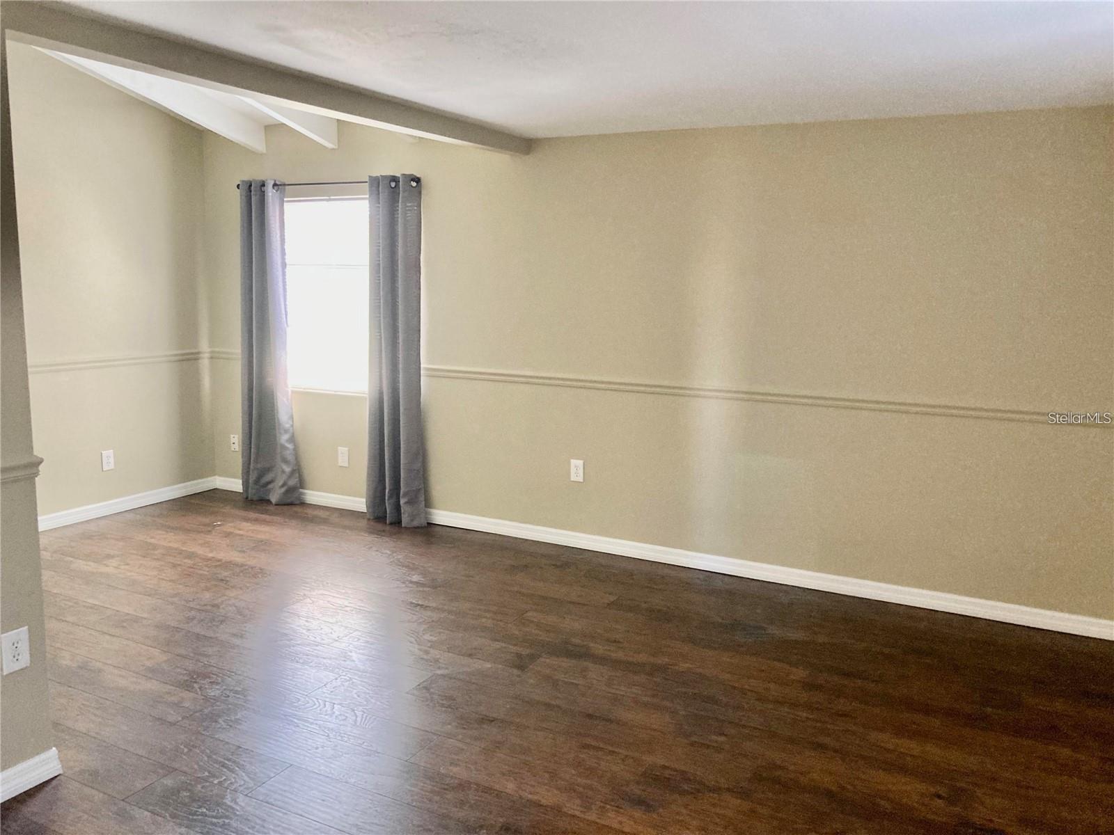 BAYSHORE GARDENS SEC 19 - Residential Lease