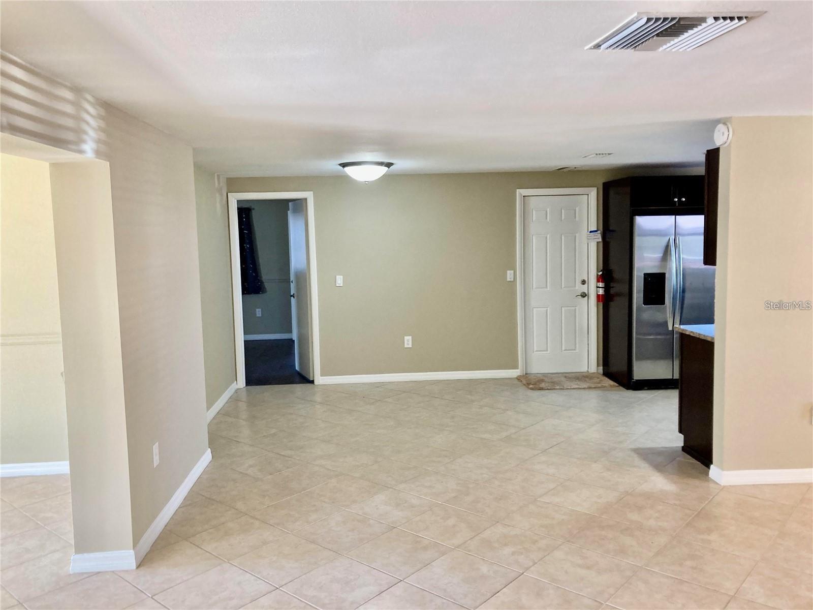BAYSHORE GARDENS SEC 19 - Residential Lease