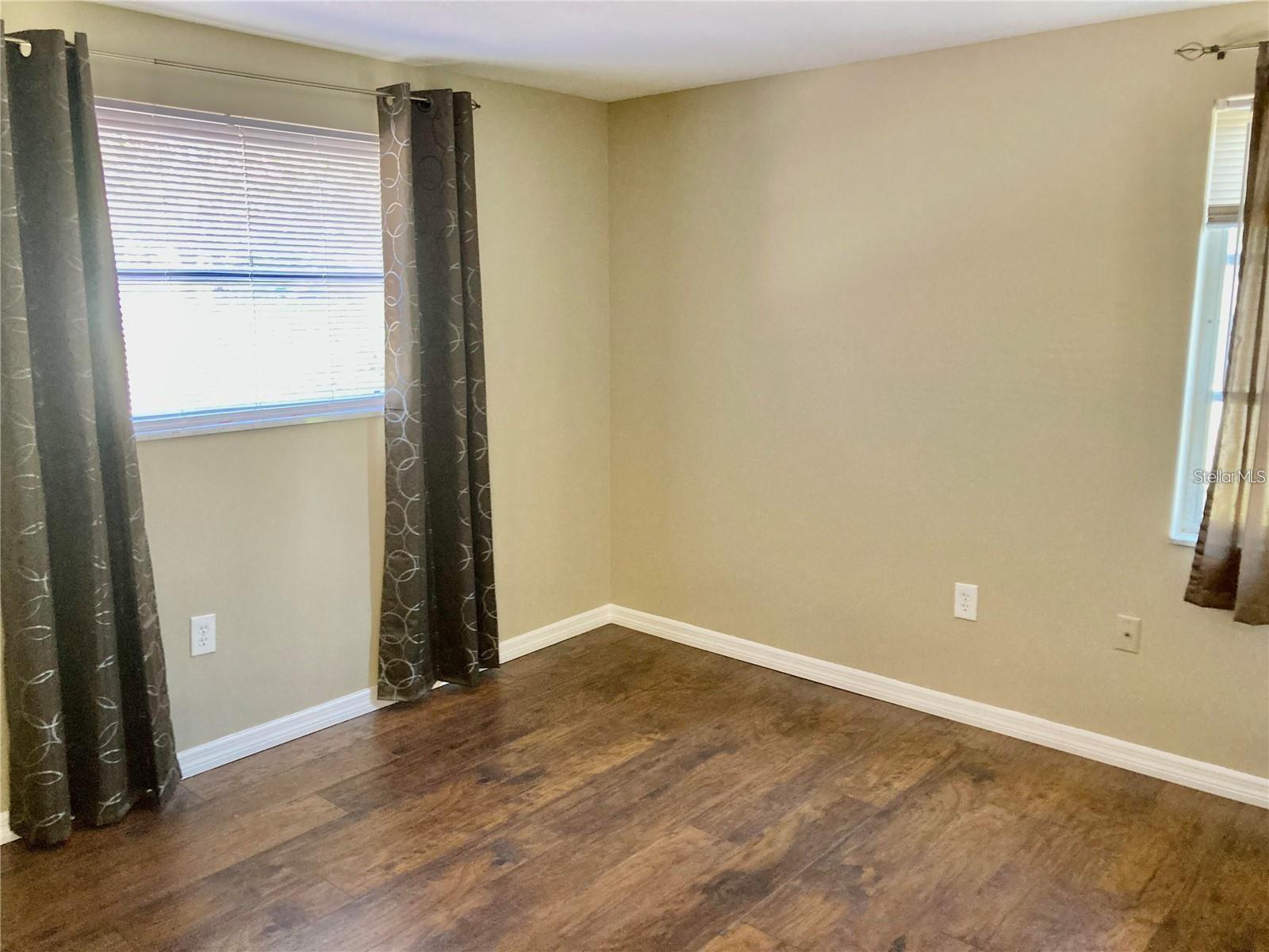BAYSHORE GARDENS SEC 19 - Residential Lease