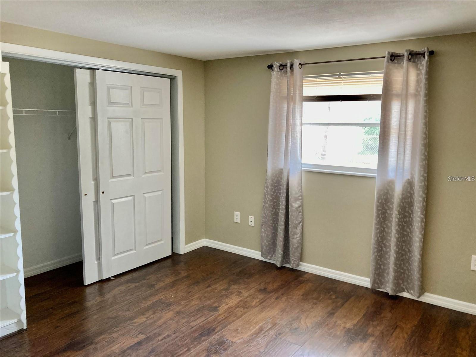 BAYSHORE GARDENS SEC 19 - Residential Lease