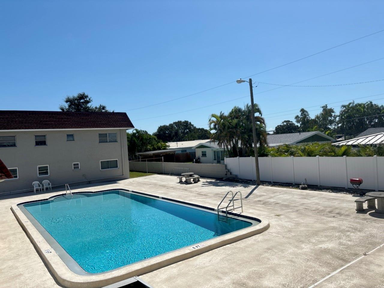 VILLA VALENCIA GARDEN CONDO - Residential