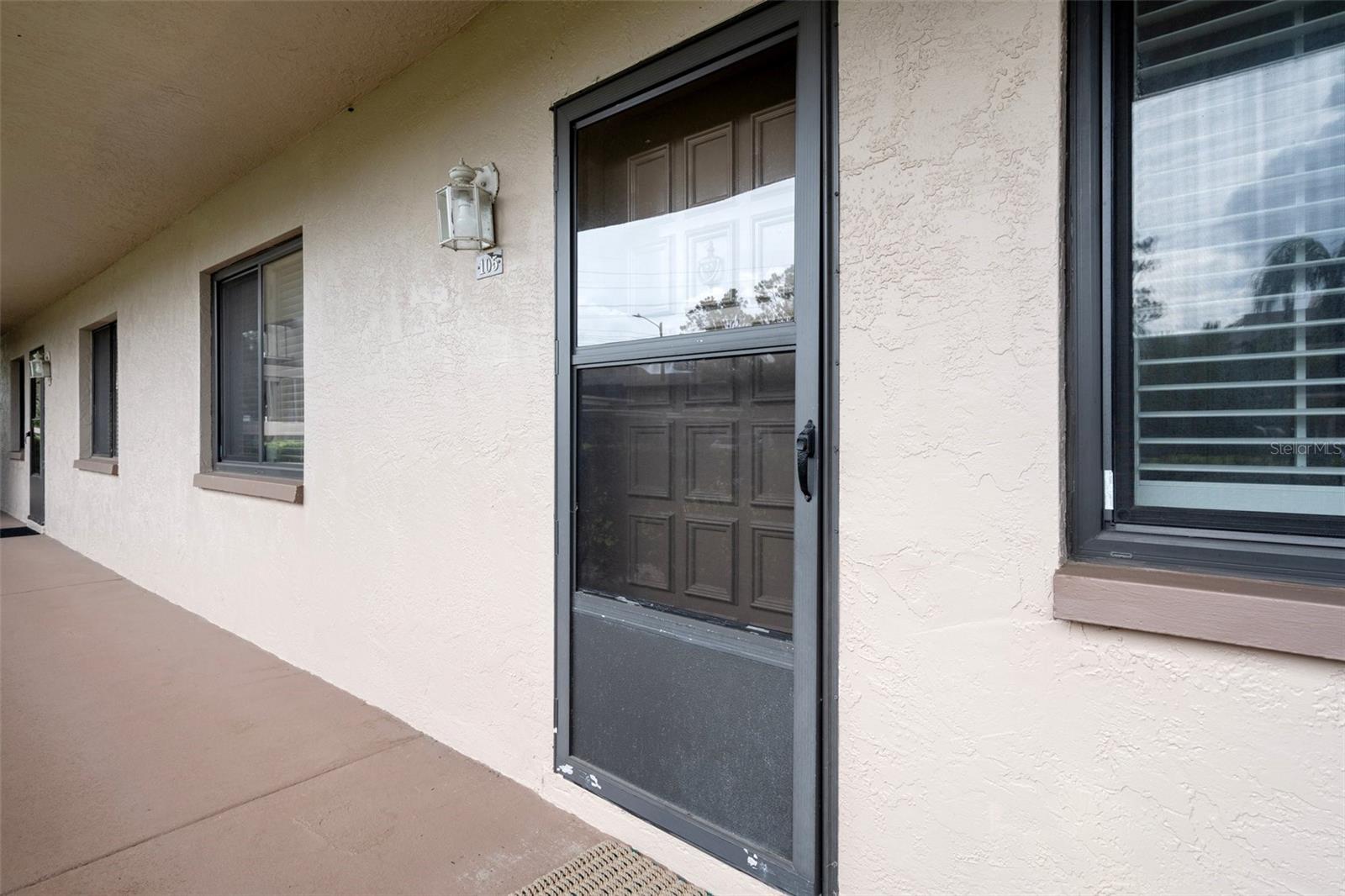 105 MARY DRIVE 7