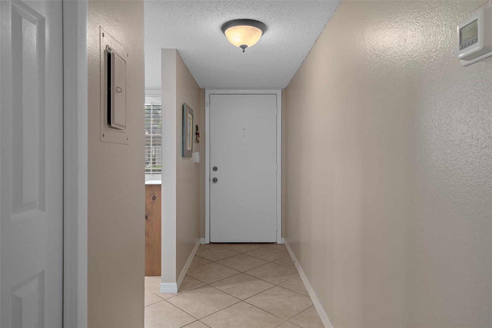105 MARY DRIVE 7
