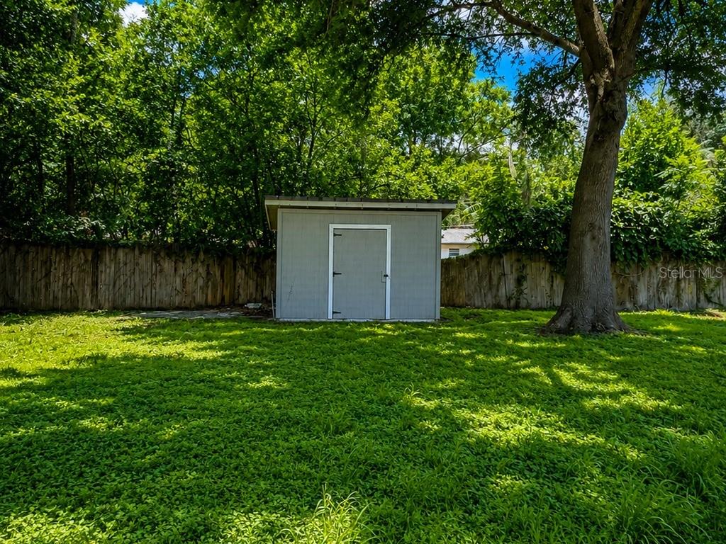516 TANGLEWOOD DRIVE