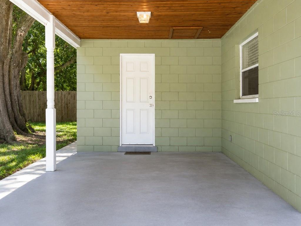 516 TANGLEWOOD DRIVE