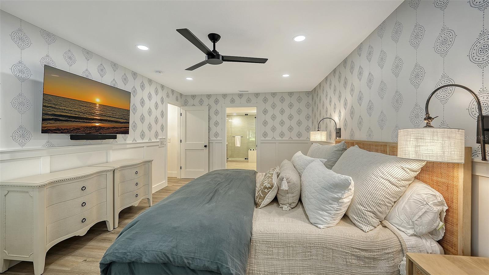 SEAPLACE I - Residential