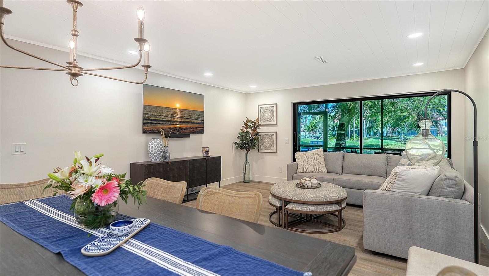 SEAPLACE I - Residential