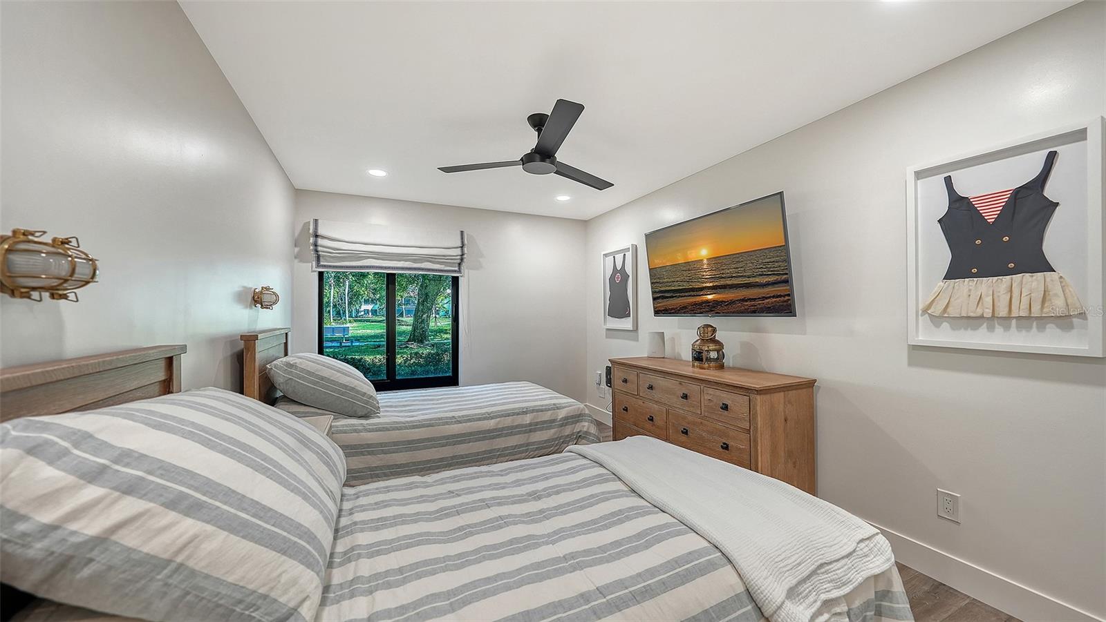 SEAPLACE I - Residential