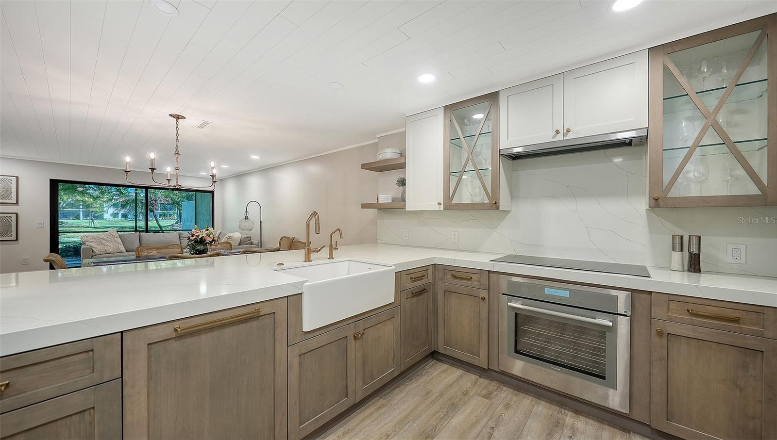 SEAPLACE I - Residential