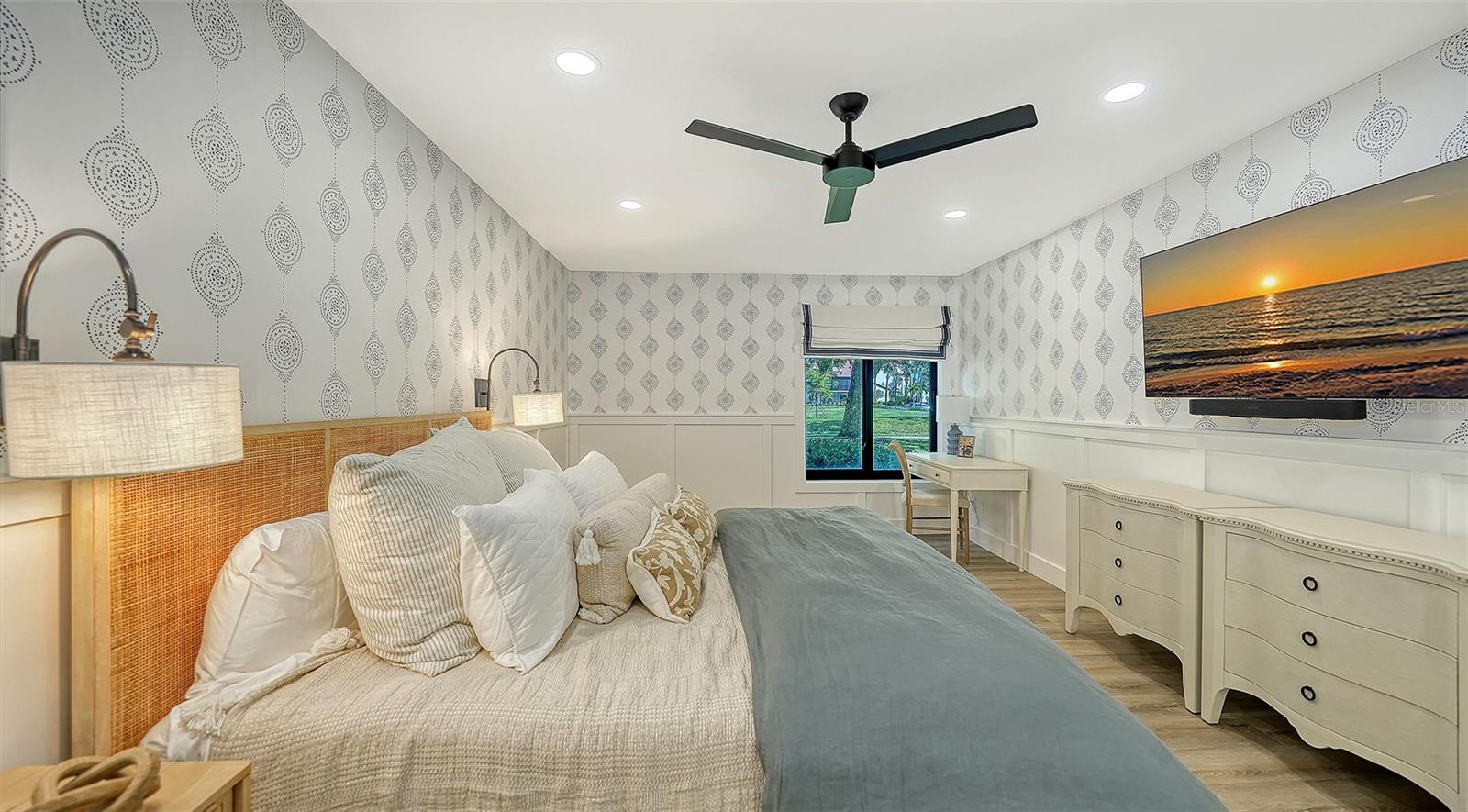 SEAPLACE I - Residential