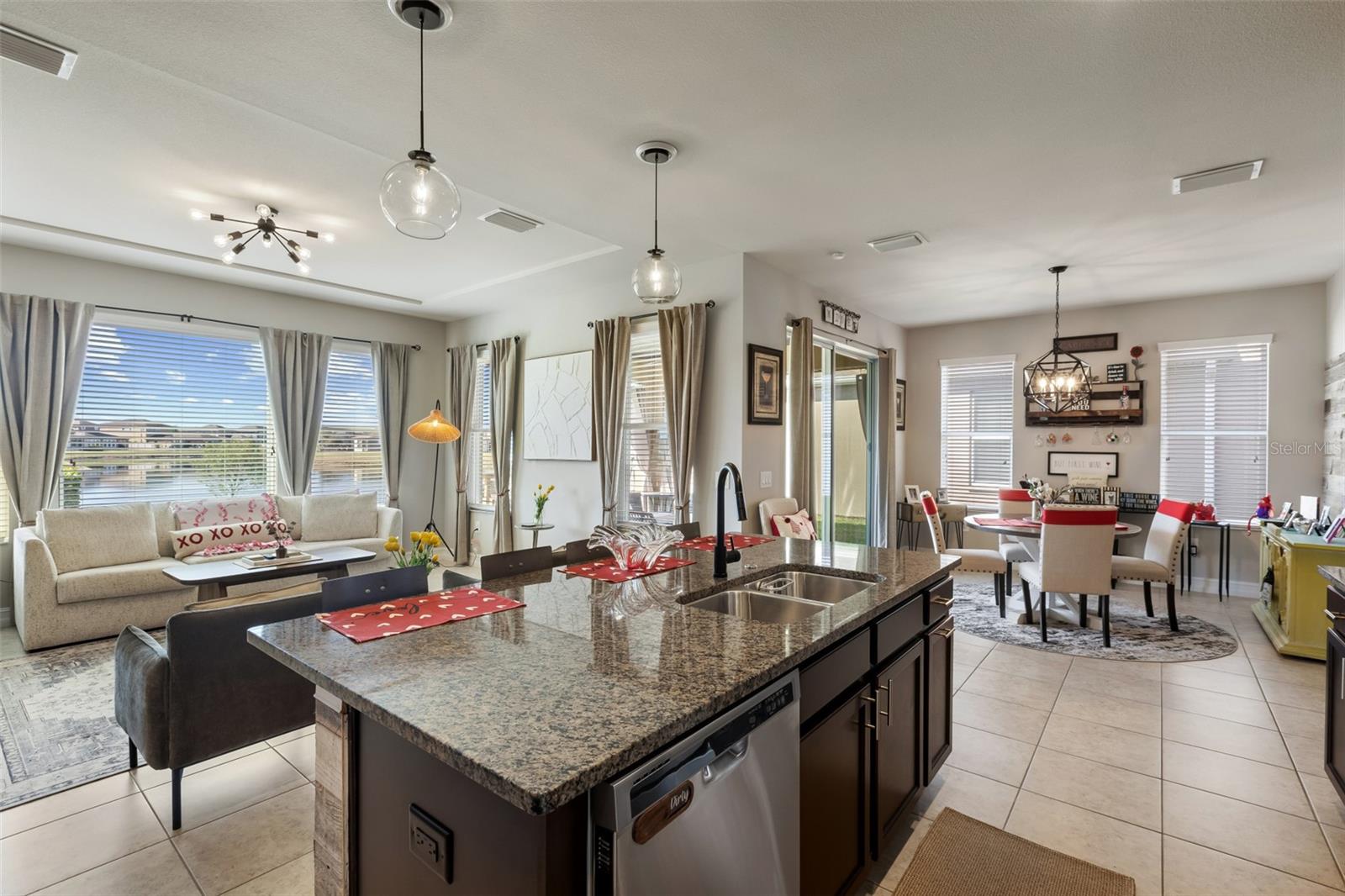 ESTANCIA PH 3A & 3B - Residential