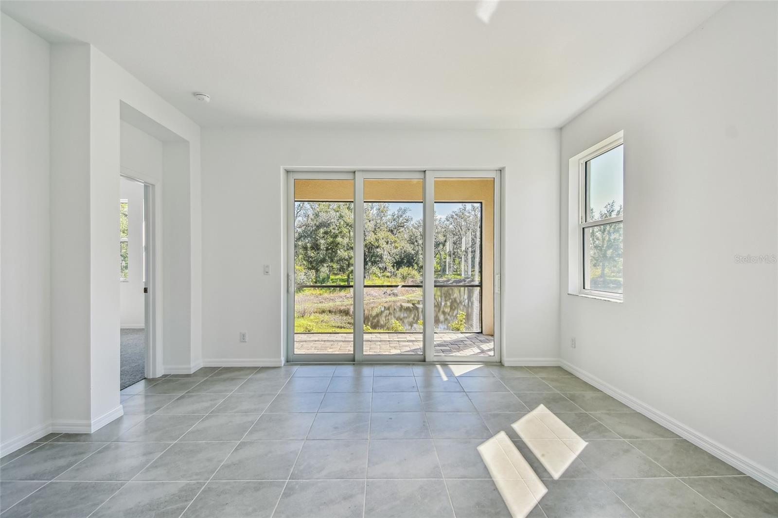 SWEETWATER VILLAS AT LAKEWOOD RANCH - Residential